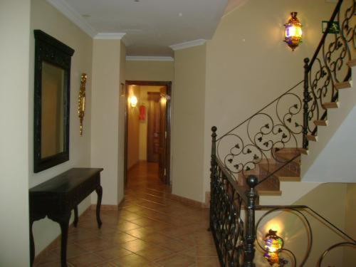 Hotel Santa Cruz Los Palacios Y Villafranca Zewnętrze zdjęcie