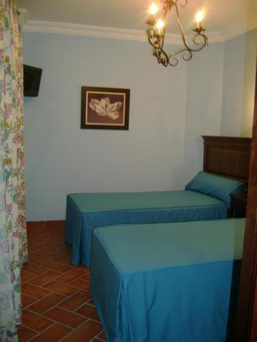 Hotel Santa Cruz Los Palacios Y Villafranca Zewnętrze zdjęcie